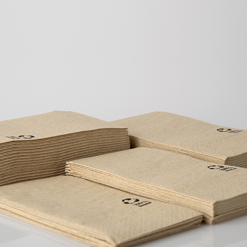 100 Servietten, 3-lagig 1/8-Falz 33 cm x 33 cm natur aus recyceltem Papier von PAPSTAR