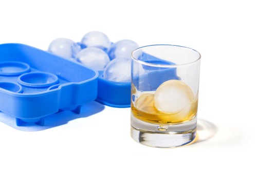 6er-Eiswürfelform aus Silikon, Motiv "Whisky BallI". deal für Whisky, ein Must Have für Barkeeper.