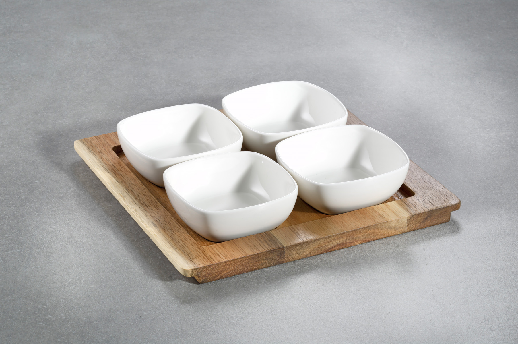 5-teiliges Servierschalen Set LUND, quadratisch 4 Schalen aus weißem Porzellan ca 10 x 10 x 3,9 cm 1 Tablett aus Akazienholz ca. 25 x 25 x 1,5 cm