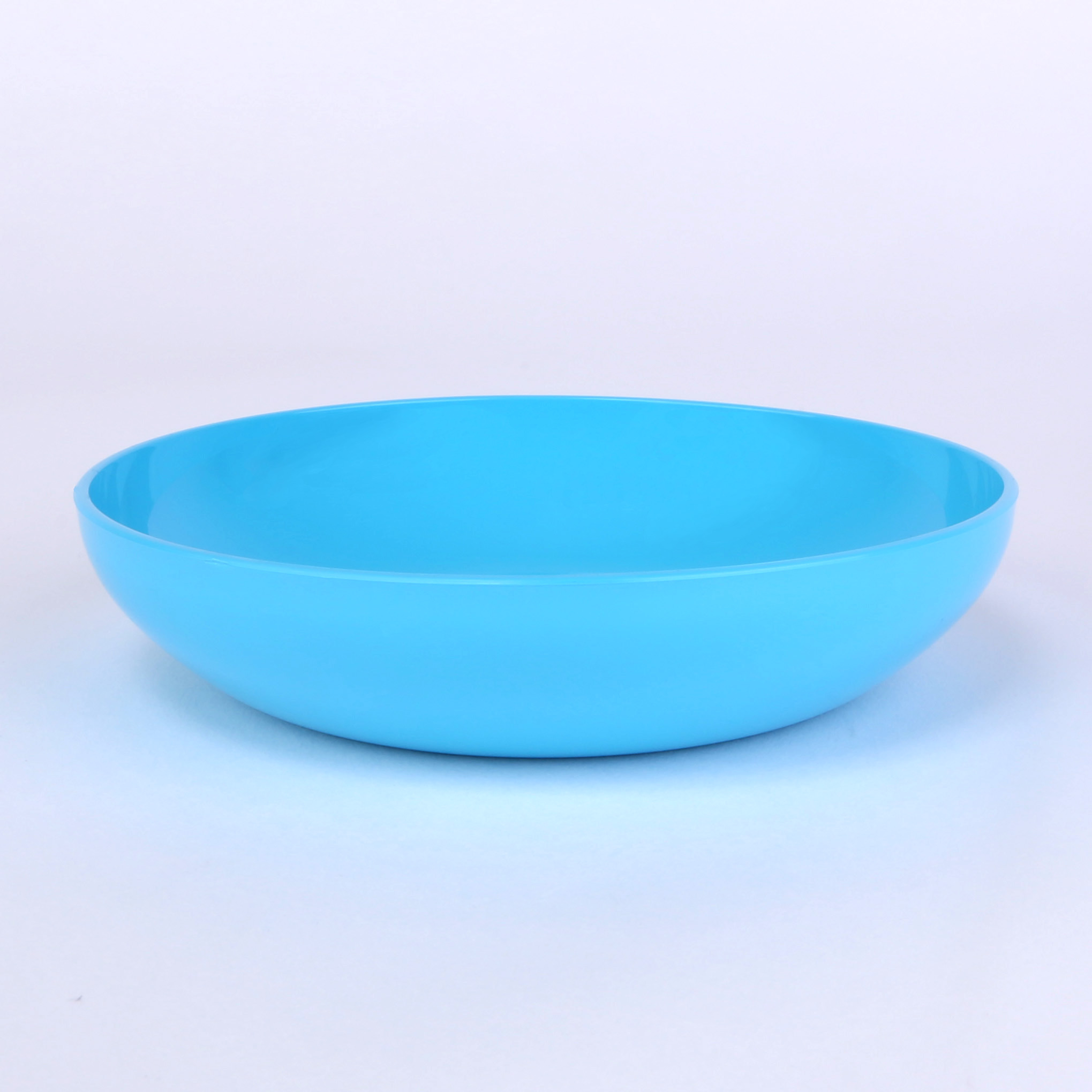 vaLon Flache Dessertschale 13,5 cm aus schadstofffreiem Kunststoff in der Farbe blau.
