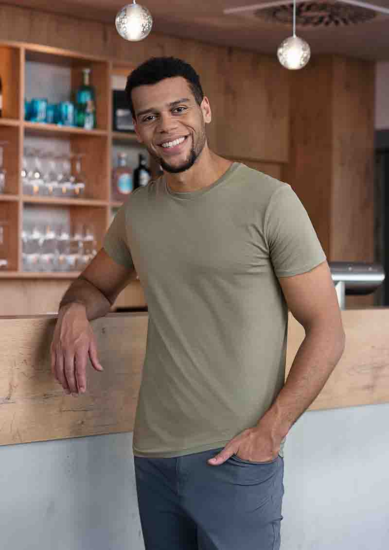 Herren Workwear T-Shirt Casual-Flair, aus nachhaltigem Material , GR. 2XL , Farbe: salbei , von Karlowsky