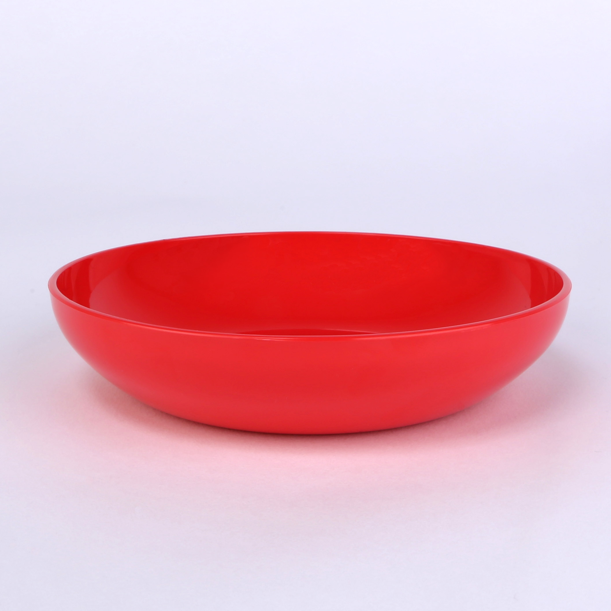 vaLon Zephyr Flache Dessertschale 13,5 cm aus schadstofffreiem Kunststoff in der Farbe rot.