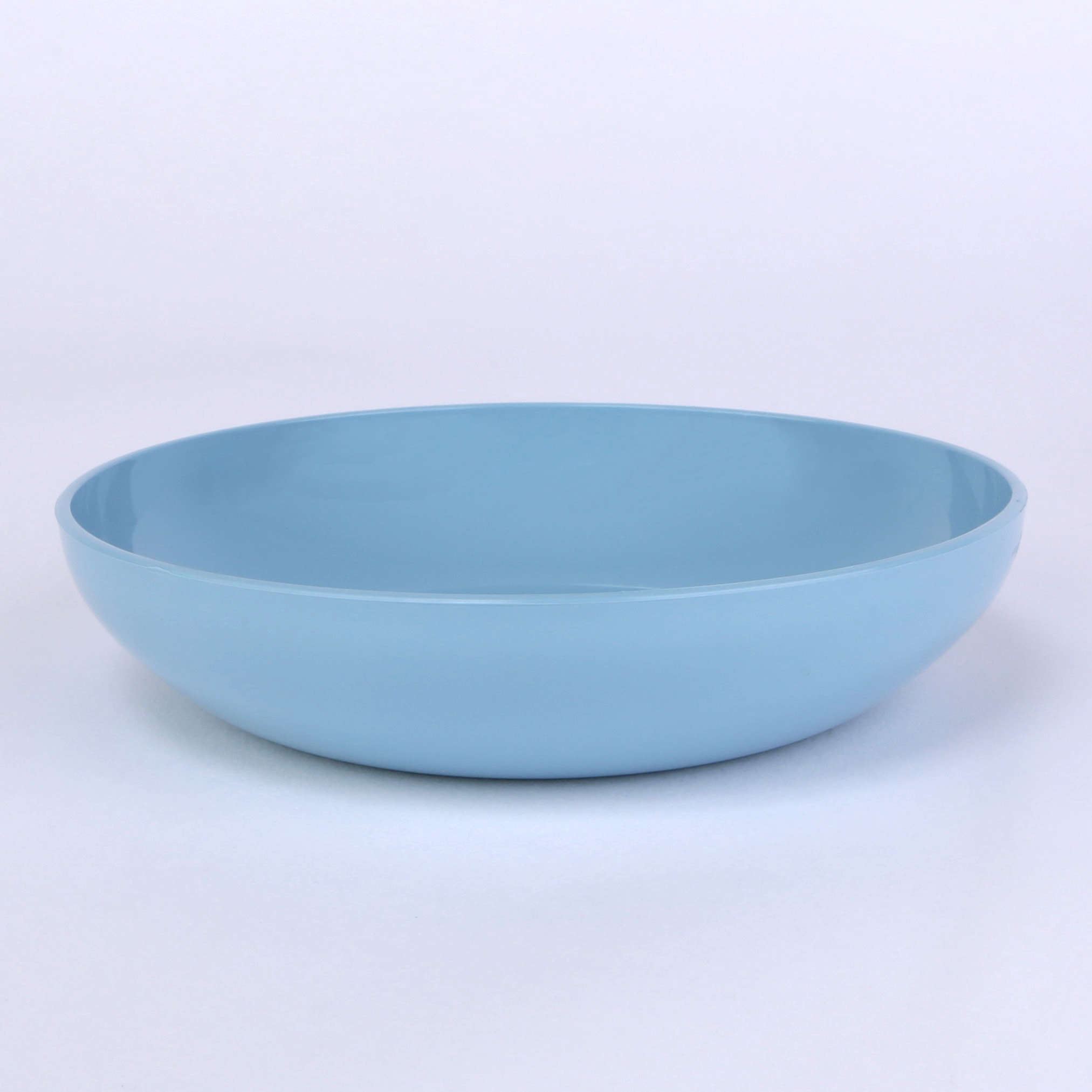 vaLon Zephyr Flache Dessertschale 13,5 cm aus schadstoffreiem Kunststoff in der Farbe pastellblau.