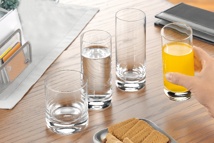 24er Gläser-Sparset PARIS Schott Zwiesel, enthält 12 Saft/Wassergläser 0,24 Liter und 12 Saft/Wassergläser 0,33 Liter
